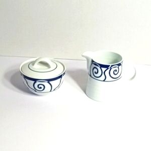 Crate and Barrel White and Blue Swirl Creamer and Sugar Bowl Set Cottage…